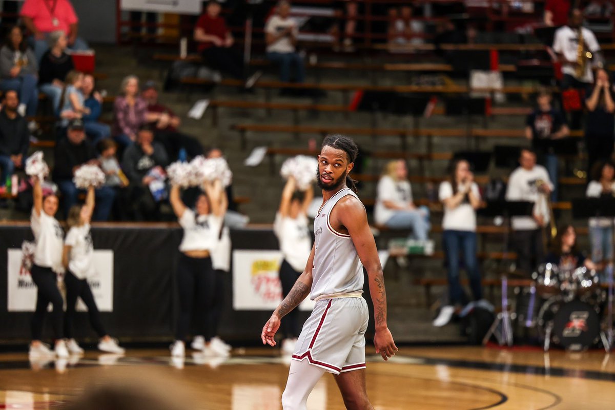 Thank you <a href="/uindy/">University of Indianapolis</a> for an incredible 4 years! To my guys, we locked in fa life🤞🏾Excited to pursue becoming a professional athlete🏁