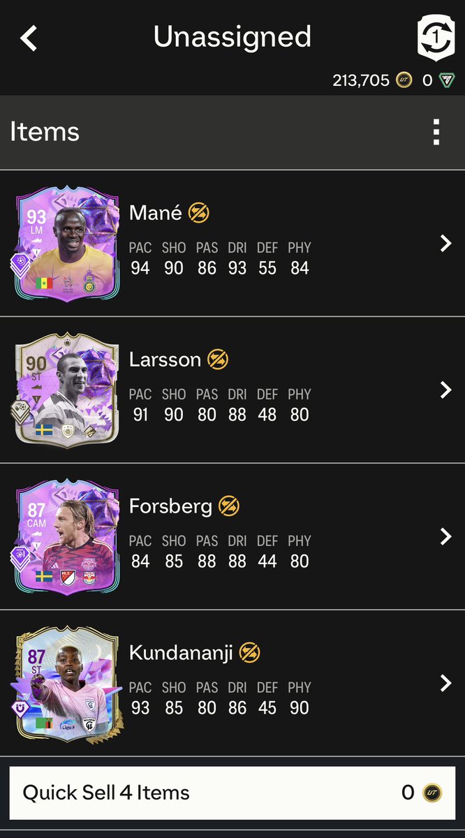 JBM_FUT's tweet photo. Fucking hell the final two rewards from the daily login were kind to me hahahaha https://t.co/9wM4uETegm