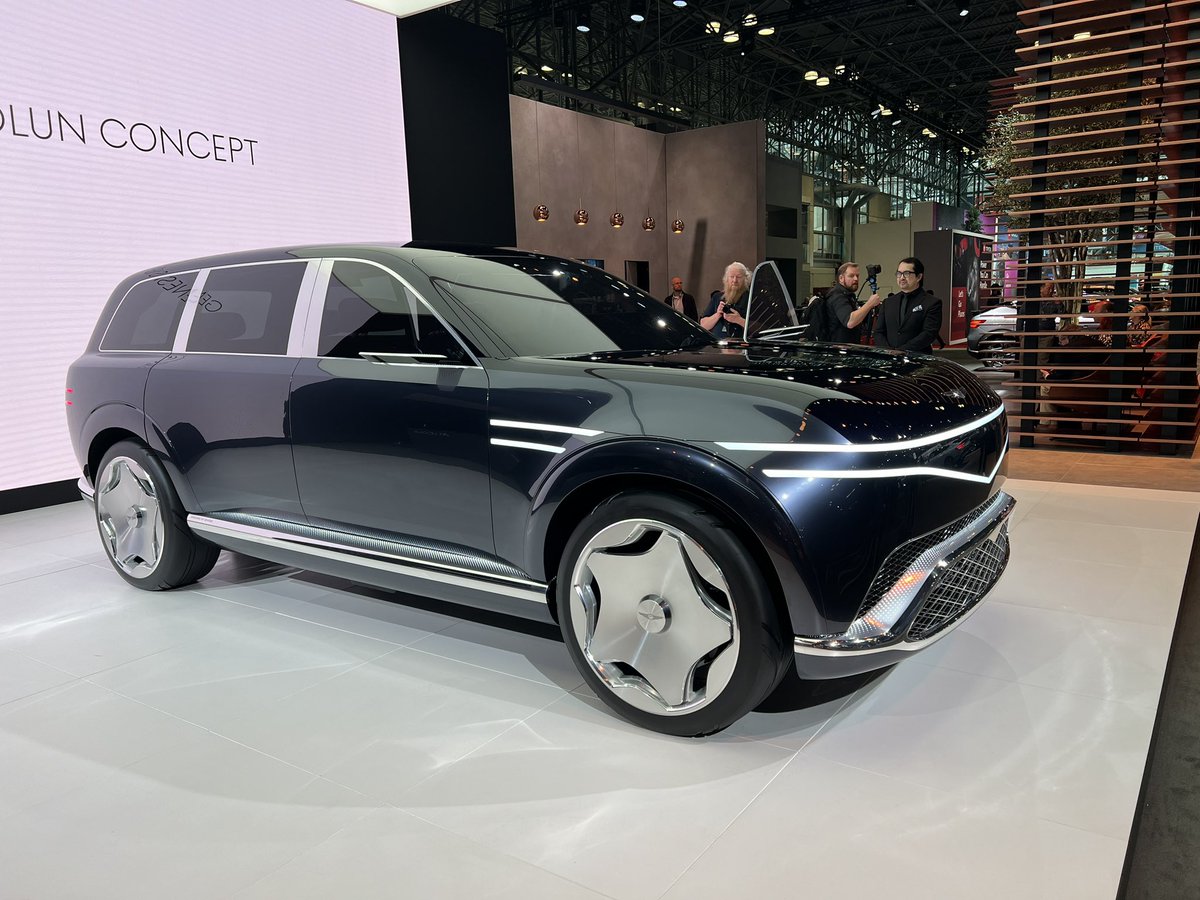 advantastar's tweet photo. Genesis Nolan Concept at the 2024 New York Auto Show. #NYIAS https://t.co/voZFEC7NkI