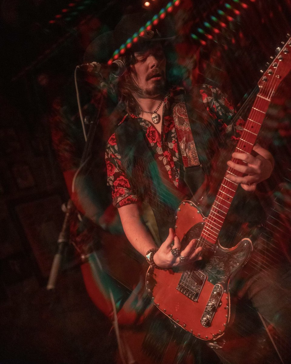 The_Infamists's tweet photo. Celebrating your favorite zombie this Easter Sunday at Three Links in Dallas. Save yourself from eternal damnation by embracing rock & roll.๐ฐ๐ฅ๐๐งโโ๏ธ๐
๐๏ธ: @3LinksDeepEllum (8pm)
With:
Sons of Gulliver
@redbeardwall
#rocknroll #heavymetal #easter #deepellum #dallas #dfwmusic https://t.co/AVC5SvARgN