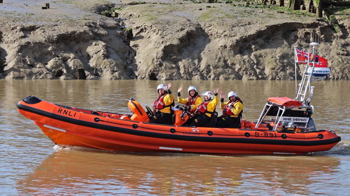 SHOUT! Earlier today, our volunteer crew on our Renee Sherman lifeboat were tasked to reports of a surfer in difficulty. Luckily, the surfer was safe and well and no action was needed. For safety tips and advice on surfing, whatever your ability, see: rnli.org/safety/choose-…