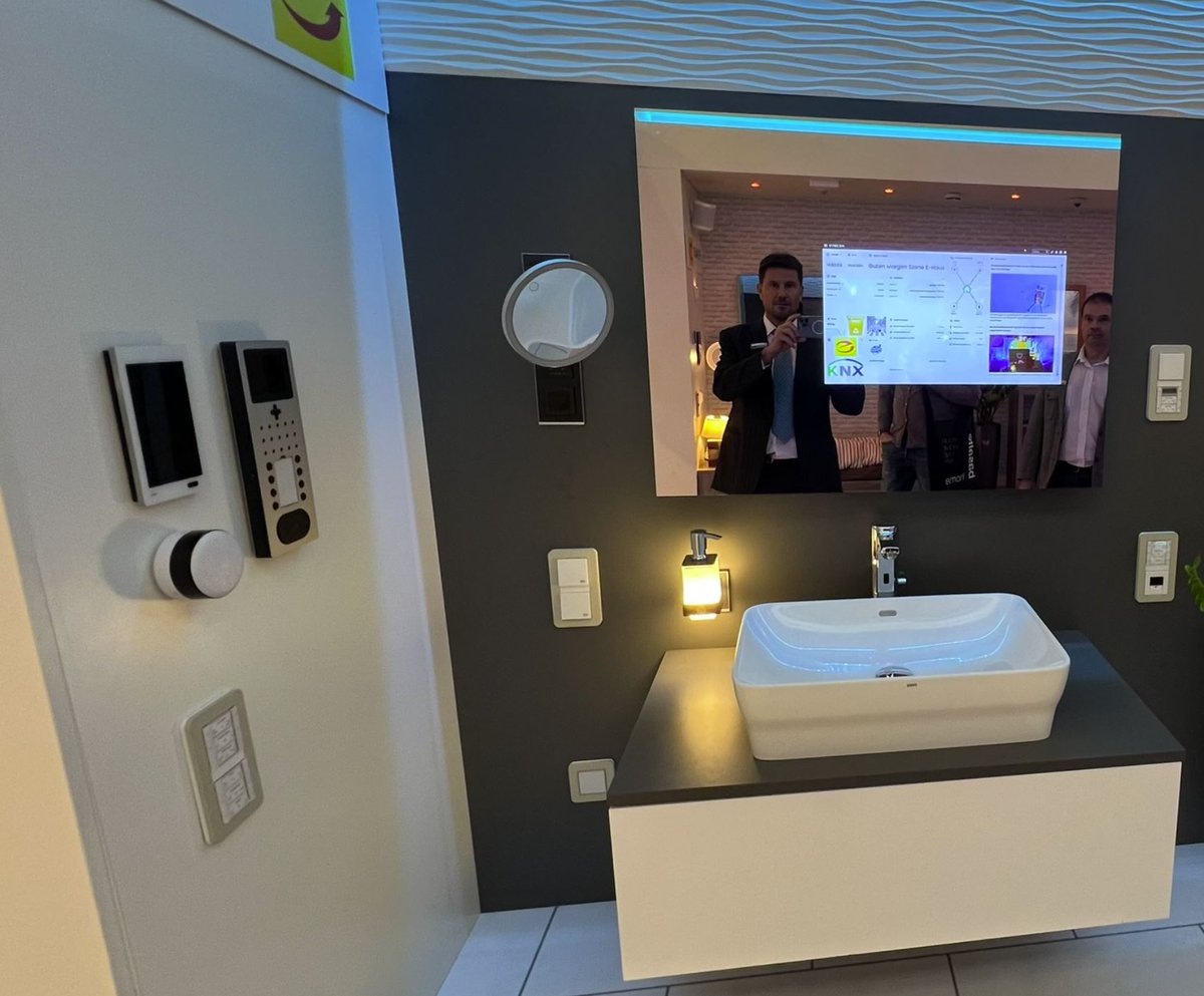 ProKNX en el #lb24🌏 👉🏼 E-Haus y KNX Booth: control por voz offline para regular luces en diversas zonas. Altavoz inteligente #Aragón 👉🏼 ProKNX, Future-Shape GmbH y #Theben colaboran en soluciones inteligentes para mejorar la seguridad y el bienestar. Sens-floor® #futurasmus