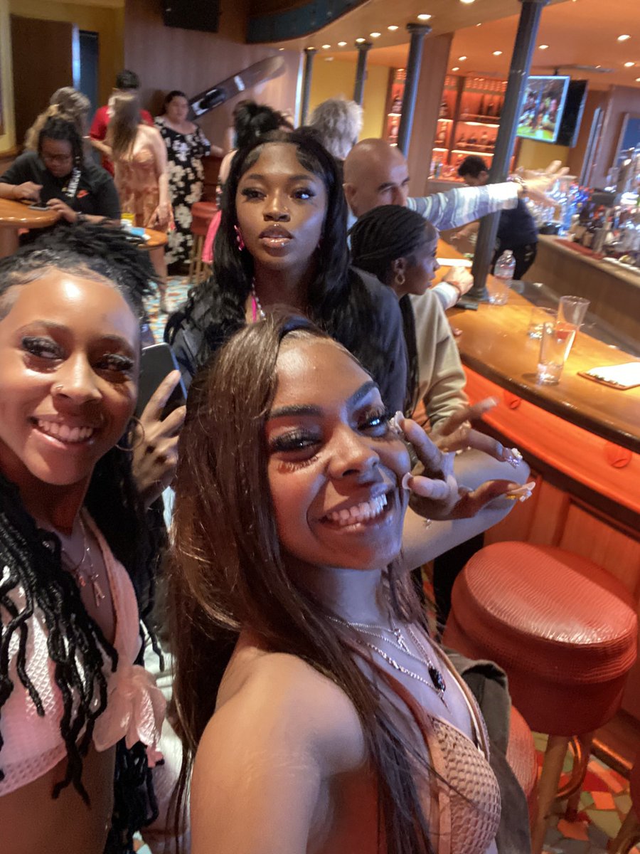 tyrinrene's tweet photo. 23 be good to me🫵🏾🎈 https://t.co/gLEoyAPQdw