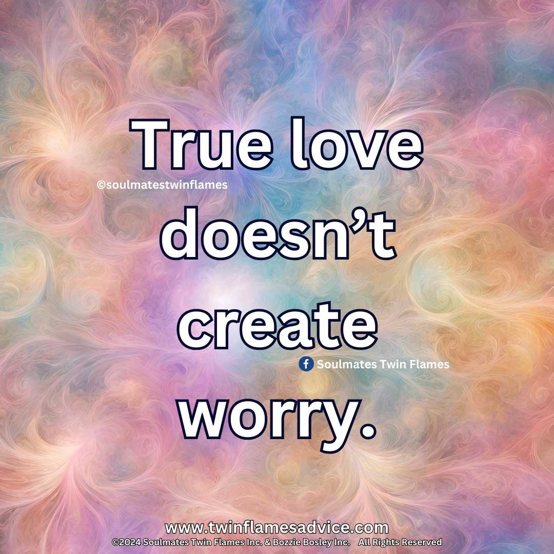 True love doesn't creat worry. #truelove #reallove #happytogether #healthyrelationship #couplequote #couplequotes #teamwork #alwaysandforever