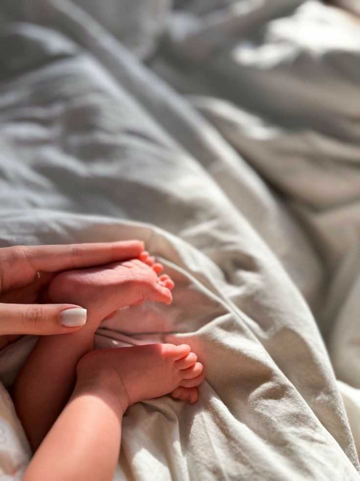 MakeAngelsShine's tweet photo. Happy one month to our beautiful baby girl. Mommy and Daddy love you so much.

        Raven McKenna Craner
        February 27th, 2024. https://t.co/ZagBH26tDX