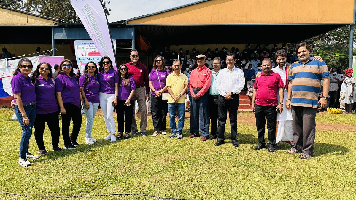 PatelFalgu22141's tweet photo. Success full free medical camp in Lugazi done by Indian women association Uganda 🇺🇬 in conjunction with Mehta group SCOUL attend by 1200 ppl in 2 days 
Cervical screening,prostate screening,Brest screening,Dental check up &amp; Genral checkup on February 2024 https://t.co/vM4OO8tpHm