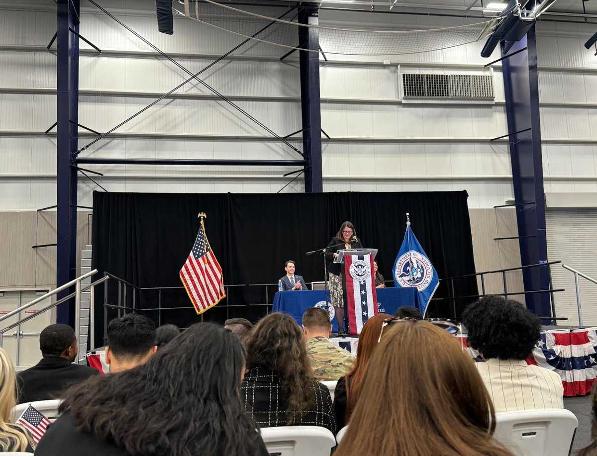 It was truly an honor to speak at today's naturalization ceremony in Roseville and welcome nearly 900 new U.S. citizens.