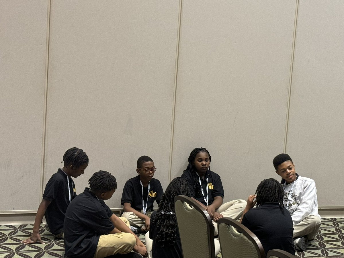 Carol Minor tweet media