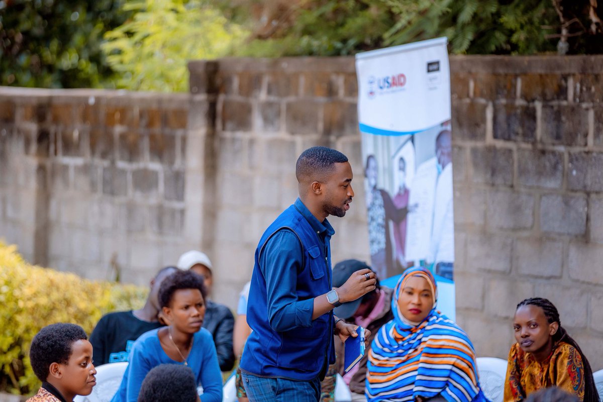 Today, @NARwanda Huye District and @slf_Rwanda unite to empower parents and youth form @HuyeDistrict with drug & Alcohol prevention education and mental health skills. Together, we build a stronger, healthier community.