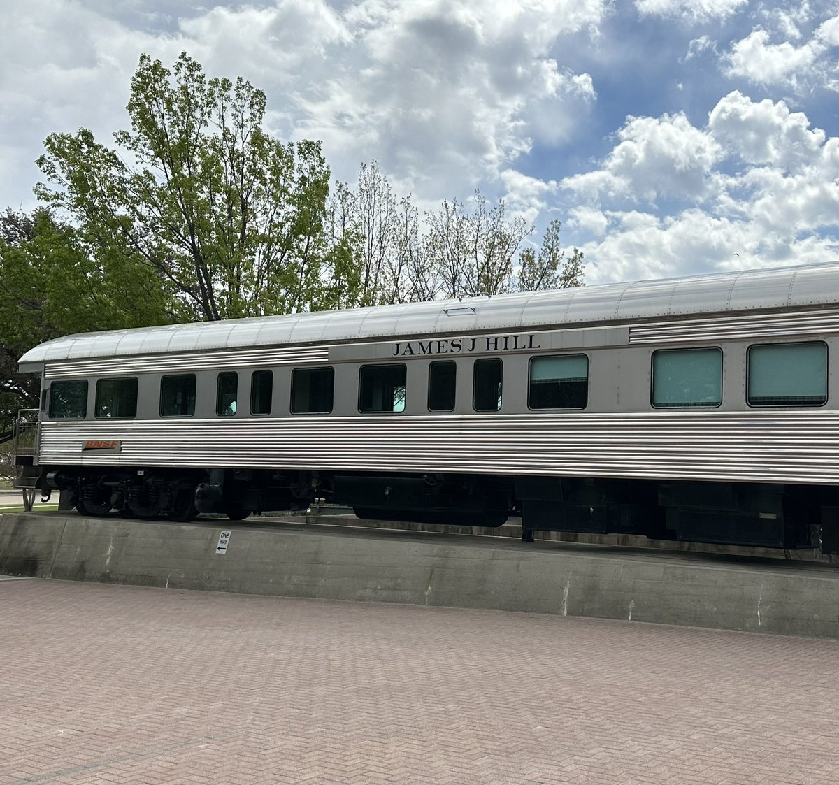 In Fort Worth at the BSNF hqtrs for the Ag, Rail and Business Spring Meeting. Wonderful to meet with stakeholders on all things rail. Toured the Network Operations Center AND I spotted this car with James J. Hills name - a famous rail mogul who spent most of his life in St. Paul