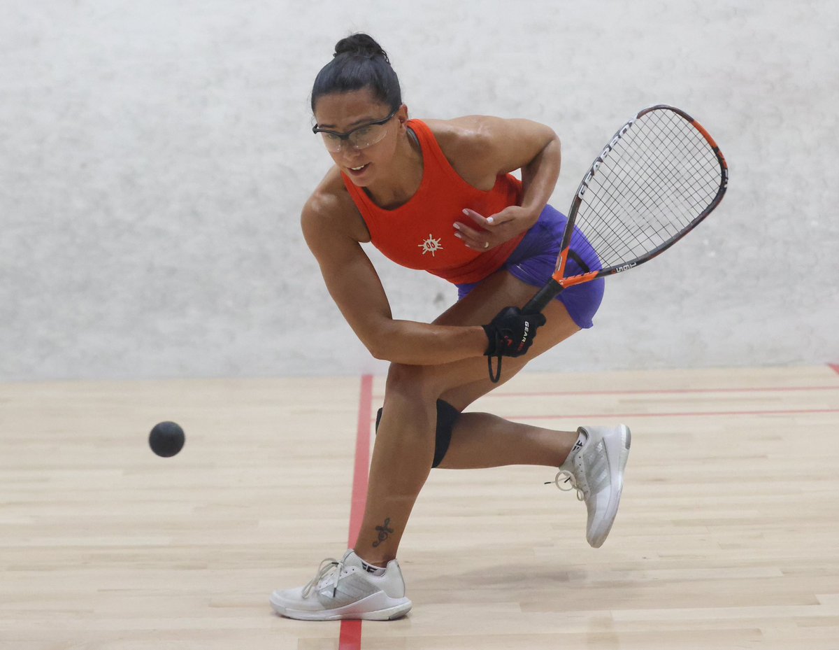 TeamChile_COCH's tweet photo. ¡FINAAAAAL INÉDITA! 😍👏🏻🫶🏻

La raquetbolista Carla Muñoz 🇨🇱 logró una histórica final en el Panamericano de Guatemala 🇬🇹, luego de vencer a Natalia Méndez 🇦🇷 por 3-1 (11-2, 7-11, 11-6 y 11-7) en la semifinal.

Por la medalla de oro 🥇, mañana se medirá frente a la trasandina María José Vargas.

¡A darle con todo Carla! ❤️💪🏻

#VamosTeamChile 🇨🇱