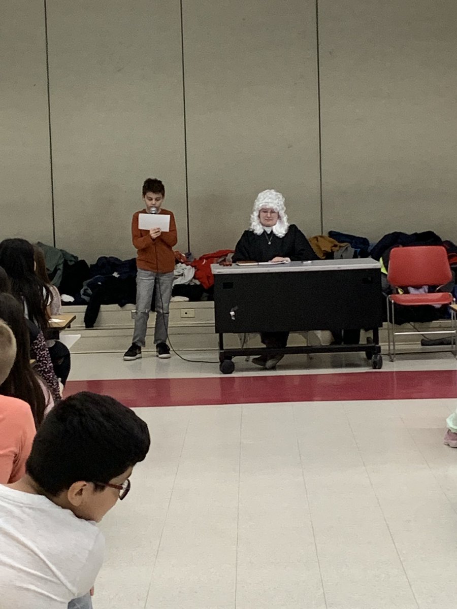 Clinton CES tweet media