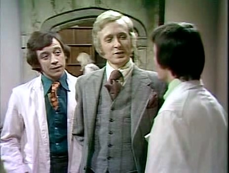 ''Hypnotism is a powerful weapon' (according to Dr. Towers) 'but it must be left to those experienced in its use...'

Unfortunately, Upton is persuaded to ignore this advice.'

8th May 1970, 8.30pm

#DoctorInTheHouse