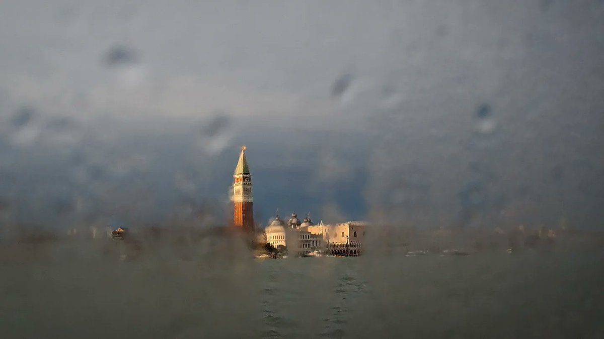 The #sunlight chases away the #rain. #CampanileDiSanMarco #PalazzoDucale  #DogesPalace #Venezia from the #Vaporetto. #Venice #LivingOnWater