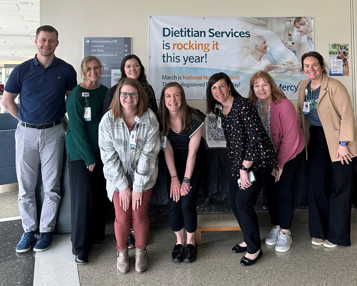 Eating the right foods is a big step in improving your health and maintaining good health! That's where our registered dietitians step up to care for our patients. We celebrated them earlier this #NationalNutritionMonth on #RegisteredDietitianNutritionistDay.