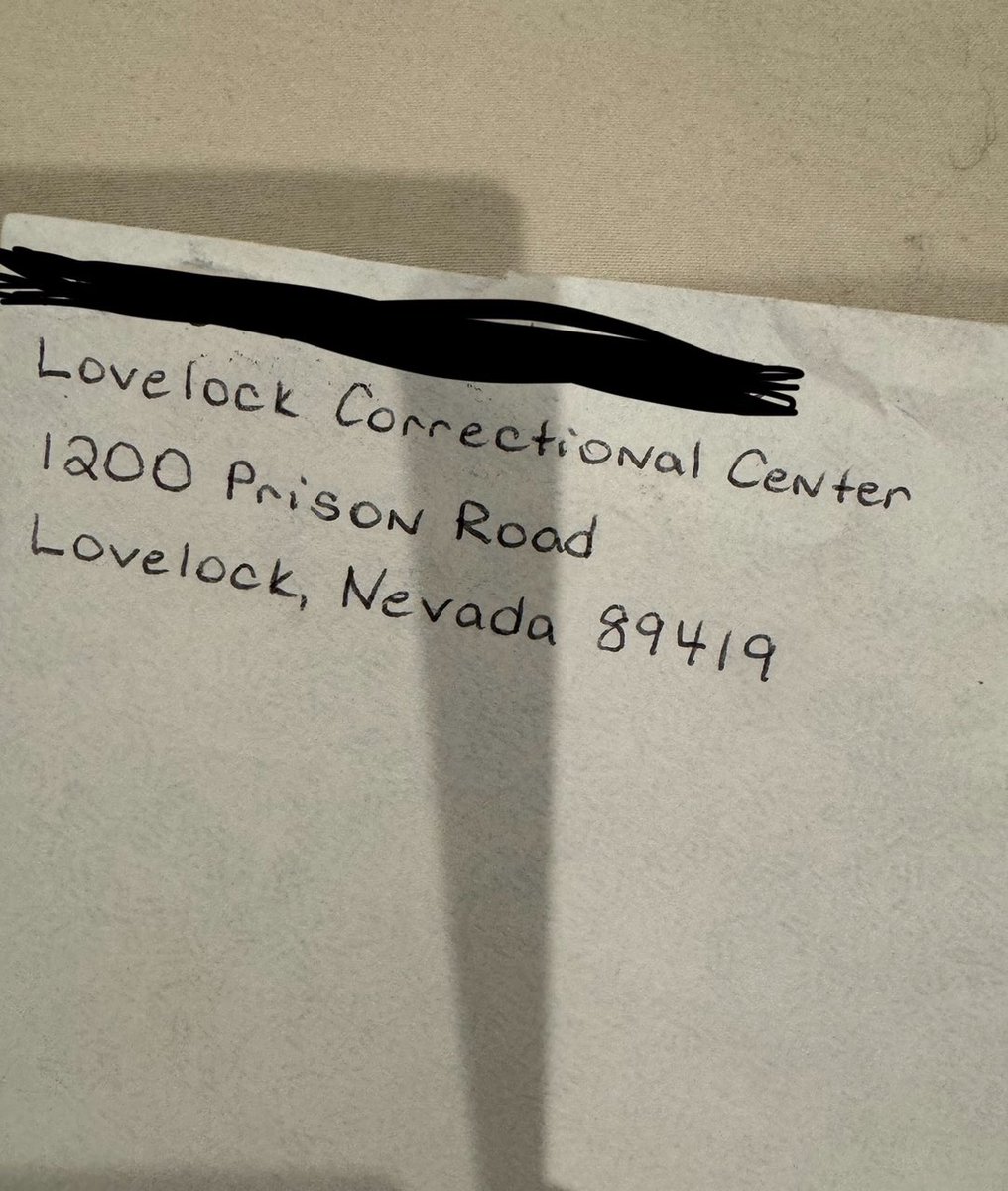 Tiffany_Gomas's tweet photo. Got another prison letter today. Thank you @nypost and @DailyMail for doxxing the hell out of me.
He does have nice handwriting thoughโฆ https://t.co/ekz5LzIrsI