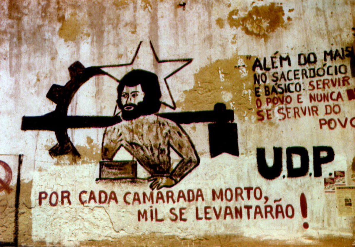 Pacheco Amorim, que se orgulha de ter feito parte da rede bombista e fascista do MDLP, foi eleito vice da AR. 

Não esquecemos Padre Max e Maria de Lurdes, assassinados por uma bomba do MDLP. O resultado da normalização da extrema-direita está à vista de todos.