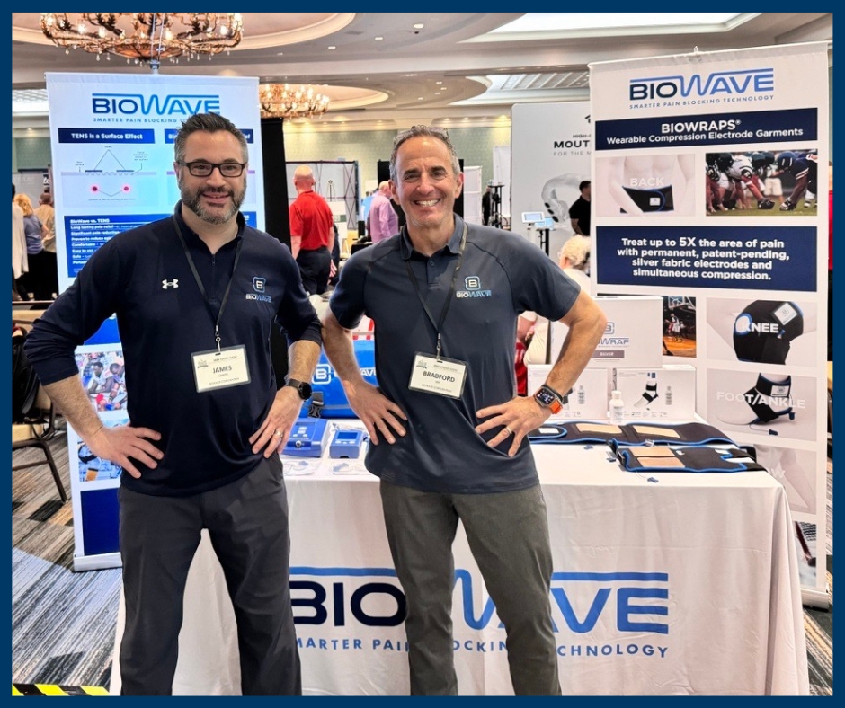 BiowaveCorp's tweet image. Today we are at the @PFATSFoundation Vendor Show sharing BioWave with football athletic trainers! Visit us at booth #67 to learn about our pain relief tech!

Important disclaimer information: hubs.ly/Q02qYDyH0 
#BioWave #PFATS #football #athletes #recovery #rehabilitation