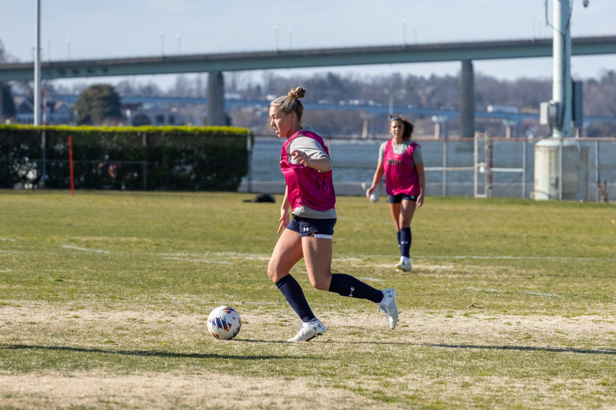 NavyWSoccer tweet picture