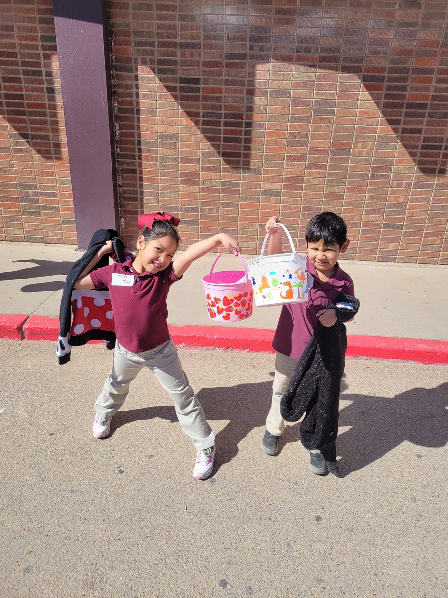 We were EGG-cited to see your happy faces for story time and an egg hunt CES! We love seeing our future Indians on campus! @YsletaHS @CapistranoES #OnceandAlways #YsletaMentality