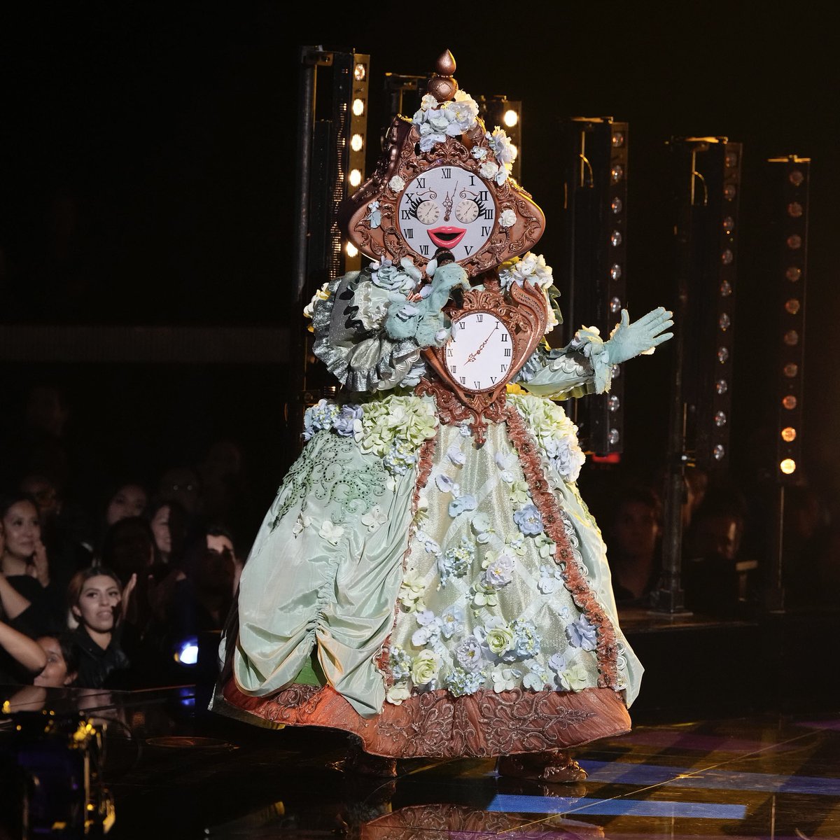 MaskedSingerFOX's tweet image. #ClockMask, #PoodleMothMask, and #LizardMask are reporting for duty, but something's missing... 🤔 Don't miss the first Wild Card of the season take the stage TONIGHT on a new episode of #TheMaskedSinger!