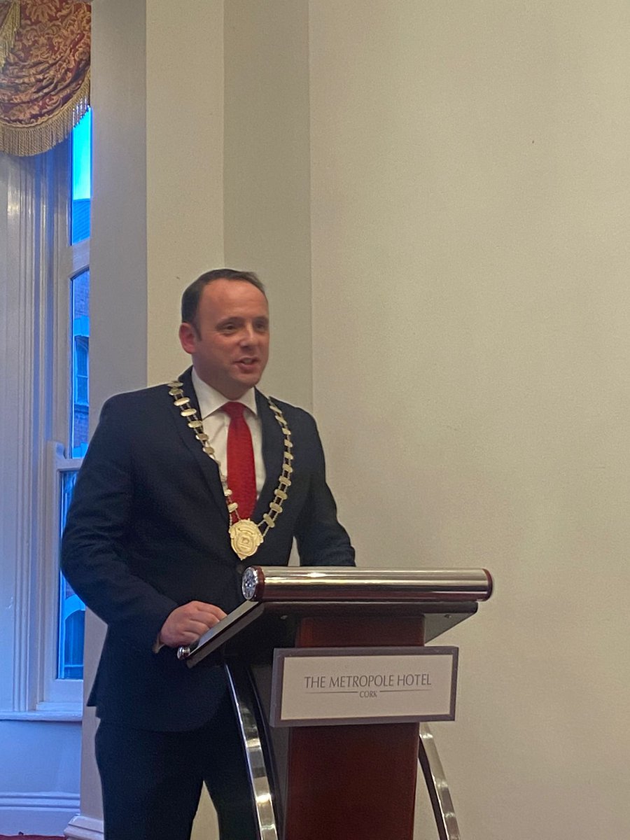 On behalf of all the team at Trigon Hotels, we would like to congratulate our Managing Director, Aaron Mansworth, on being inaugurated as the incoming @CBA_cork President 👏🏼 We would like wish him the best of luck as he takes on this prestigious role with the CBA ✨