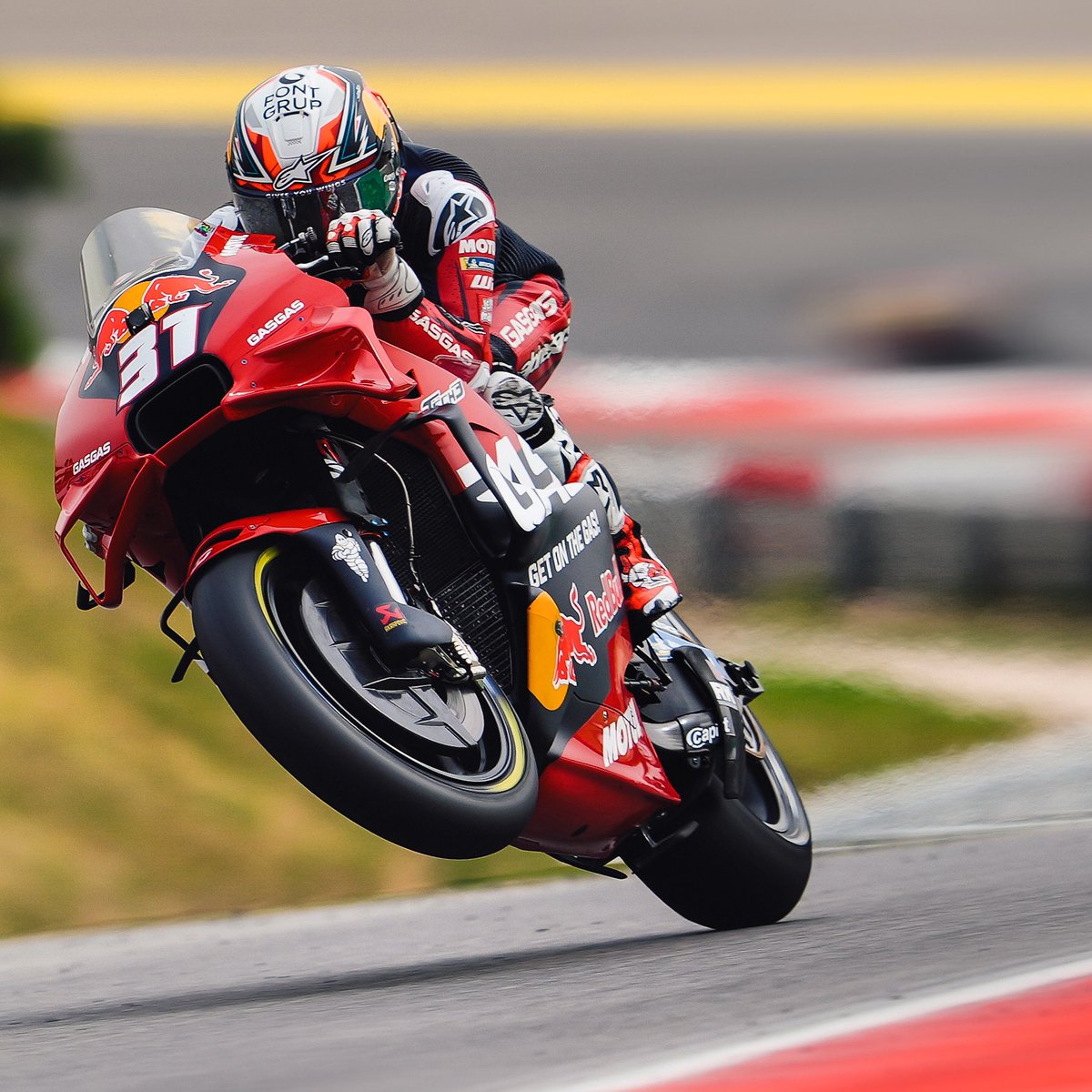 Caption this #wheeliewednesday 👇🏻👀 Thanks for the 📸 @CormacGP