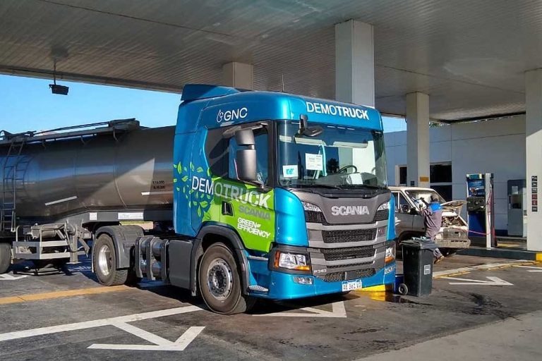 DinamicargWeb's tweet image. #Logística | Más barato y ecológico, el GNC busca romper con el estigma de los equipos caros🟠

¡No te pierdas la nota! ↓
dinamicarg.com/mas-barato-eco…

Nuestro suplemento: dinamicarg.com/edicion-no-10/

@GuillermoWerne1 @FADEEAC @cedolarg @HSanchezCelsur #CeGNC @afac_autopartes #CAPEC