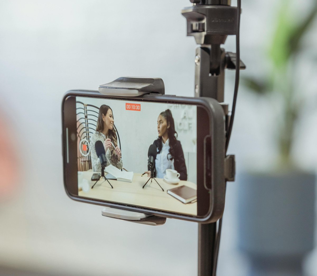 InChristComm's tweet image. Looking to create shareable video shorts that bring your most captivating stories to life?

Click here to grab your free guide on the Dos and Don’ts of Social Media Video Shorts. 

inchristcommunications.com/2024/03/Video-…