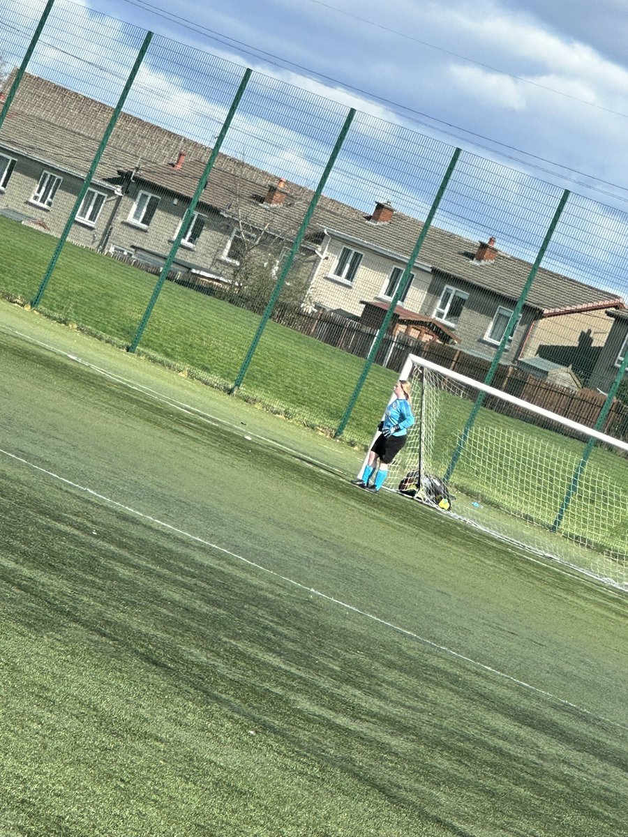 A year ago today this guy started 1-1 Goalkeeping sessions with Courtney. 
He’s been the most wonderful support and friend and couldn’t ask for a better coach to see her through her football journey! 🙌🏻 ⚽️ 

Thanks for everything you do <a href="/armgoalkeeping/">A.R.M Goalkeeping Academy</a> <a href="/tonyrm85/">Tony GK</a>