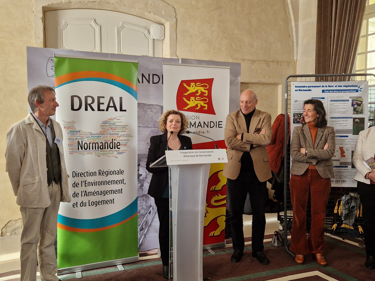 Longue vie au nouveau Conservatoire Botanique de #Normandie ! Heureuse d'avoir porté sur les fonds baptismaux ce nouvel EPCE, acteur des politiques publiques de #biodiversité. Né des équipes des Conservatoires de #Brest et de Bailleul,le CBN Normand bénéficie de notre coopération