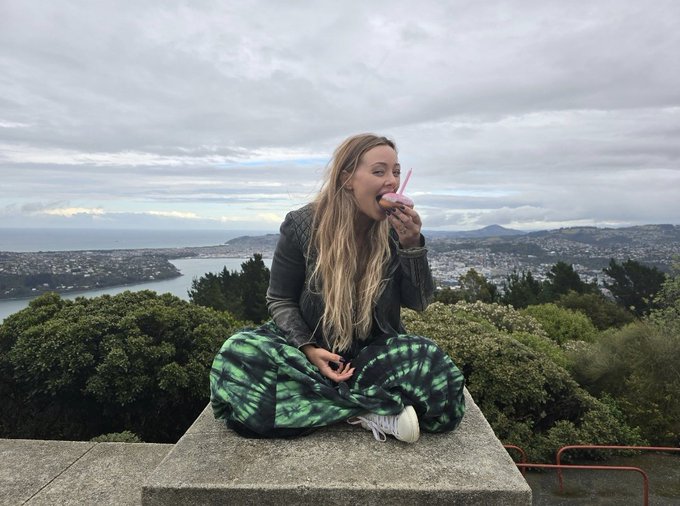 I'm baccckkkk!   I had the most amazing time in NZ.. celebrated my birthday at home for the first time