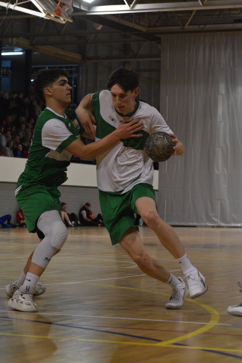 Lloret Cup (@lloretcuphb) on Twitter photo 🏆𝑳𝒍𝒐𝒓𝒆𝒕 𝑪𝒖𝒑!! 🤩
👏🏻 <a href="/handbolbordils/">Club Handbol Bordils</a> CAMPIÓ JUVENIL MASCULÍ de la #LloretCup2024!
Enhorabona, nois!! ✨ 🏆𝑳𝒍𝒐𝒓𝒆𝒕 𝑪𝒖𝒑!! 🤩
👏🏻 <a href="/handbolbordils/">Club Handbol Bordils</a> CAMPIÓ JUVENIL MASCULÍ de la #LloretCup2024!
Enhorabona, nois!! ✨