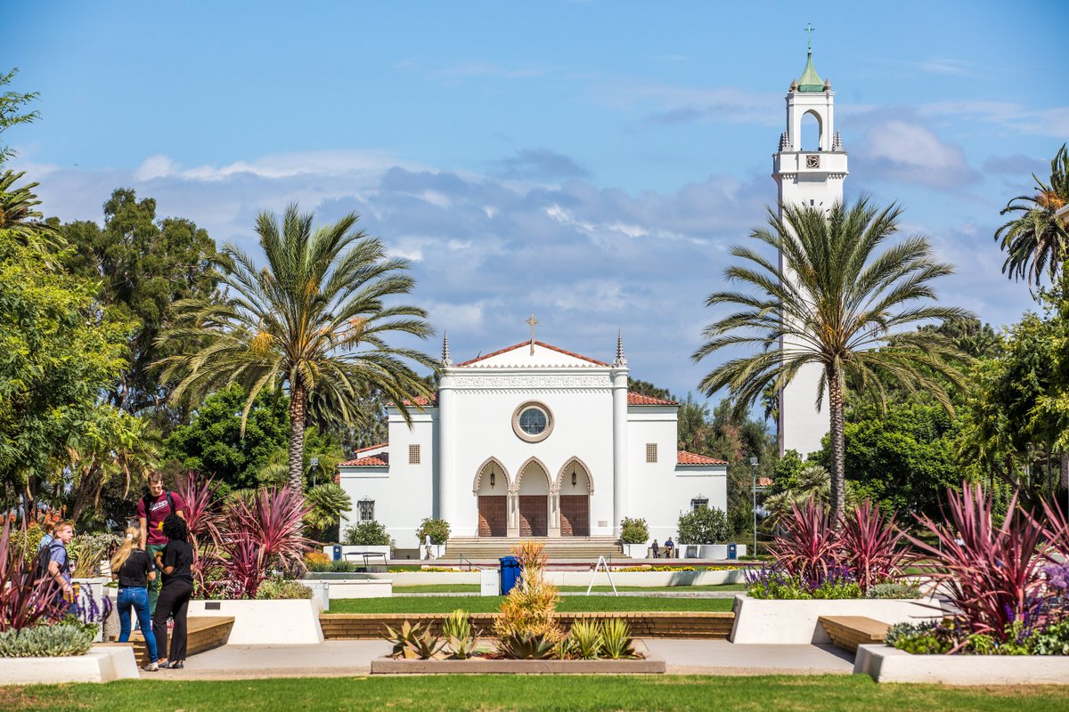 All are welcome to celebrate the Paschal Triduum & Easter on the bluff this week: Last Supper | 3/28 @ 8pm Good Friday | 3/29 @ 3pm Easter Vigil | 3/30 @ 8pm Easter Sunday Mass | 3/31 at 10am and 8pm (Sacred Heart Chapel) & 10pm (Leavey Chapel) More: bit.ly/LMU_Easter2024