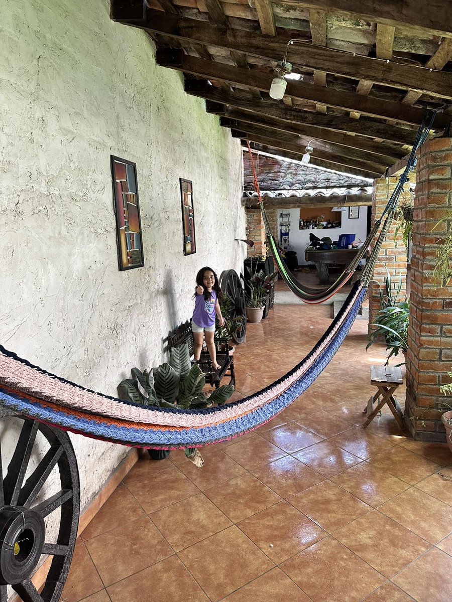 vidal0727's tweet photo. Casita y mi modelo María José https://t.co/d9gj5NtWSG