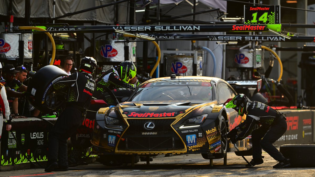 BoziTatarevic's tweet photo. Shining bright at Sebring. https://t.co/UClkb19iAR