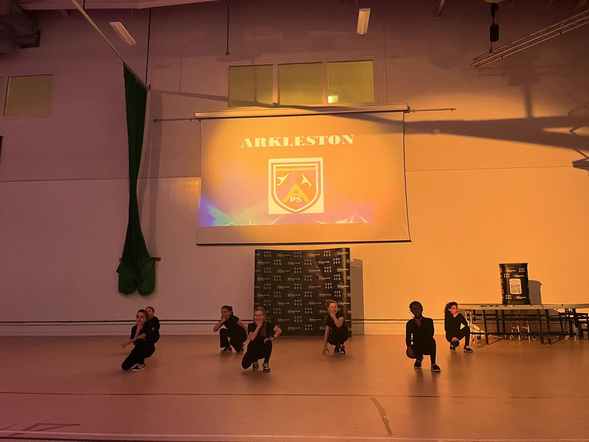 onerensport's tweet photo. @ArklestonSchool &amp; @stpaulsfoxbar done absolutely amazing - well done to all dancers 🌟 

@sportscotland https://t.co/3v2SYiPXDj