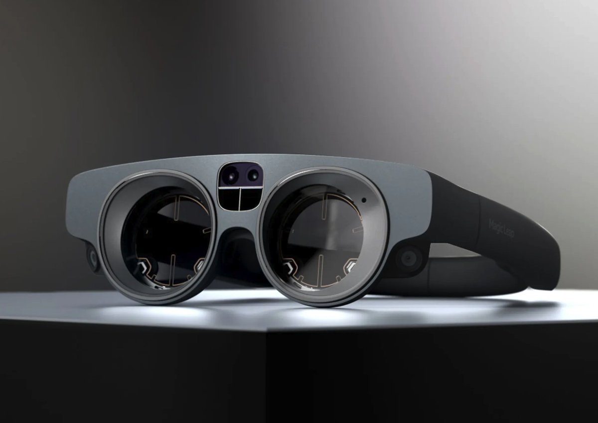 Magic Leap 2 just keeps getting better. The latest OS update introduces new features that make it easier for devs to develop #AR apps, and improve ease-of-use, comfort, and security for enterprise users in any industry. Check out our blog to learn more: magicleap.com/newsroom/new-f…