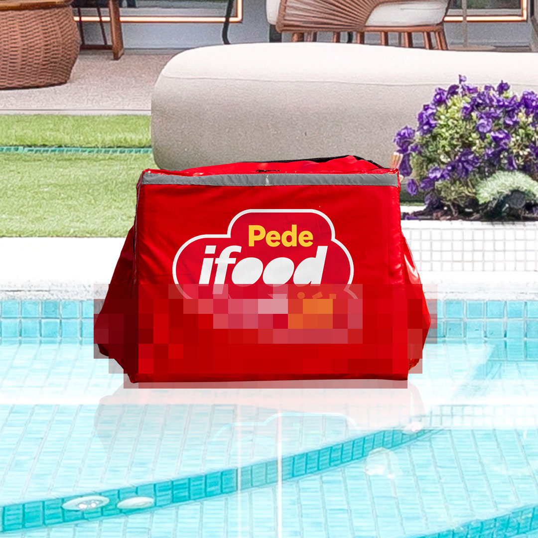 iFood's tweet photo. RT aqui se você tem coragem de pular comigo e com as fadas na piscina do #BBB24 🤭 #iFoodNoBBB24 https://t.co/zohphA2nQH