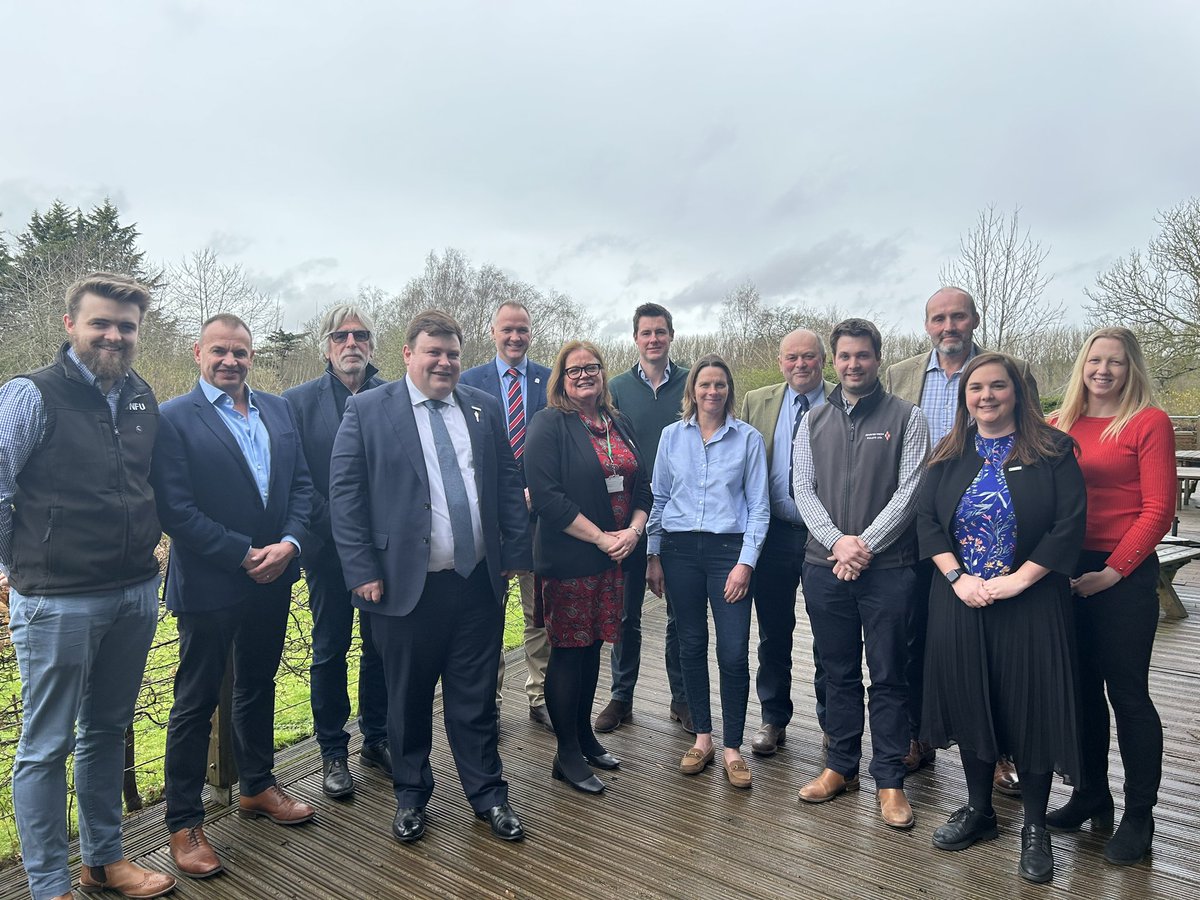Today the new @NFU_Poultry board met for the first time & shared their priorities with @NFUtweets Vice President Rachel Hallos. Farm assurance, fairness in the supply chain & food labelling were all hot topics. Hear from the chair & vice chair 👉 nfuonline.com/updates-and-in… #poultry
