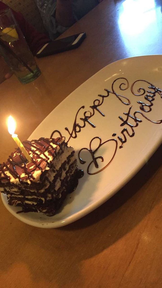 AimaKayani's tweet photo. Happy wala birthday @ashu_sz309 
Stay happy hmesha ✨❤️🤍 https://t.co/aux8p3RVnL