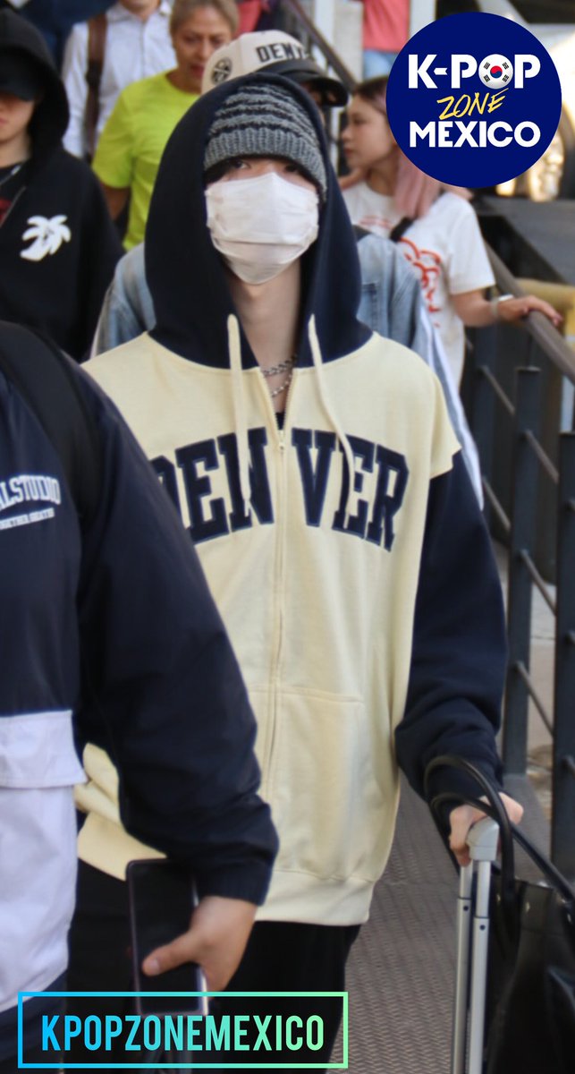 KpopZoneMexico's tweet photo. [AIRPORT ARRIVAL] #JUSTB
Loa chicos ya llegaron al Aeropuerto de la CDMX 

#JUSTB #저스트비 #JustBeWithYou 
#KIMSANGWOO #GEONU #Sangwoo #Geonu #LimJimim #DOYUM #Bain #ChuJimin #추지민 #송병희 #DY #도염  #건우 #임지민 #상우 https://t.co/OvgXdqtNK8