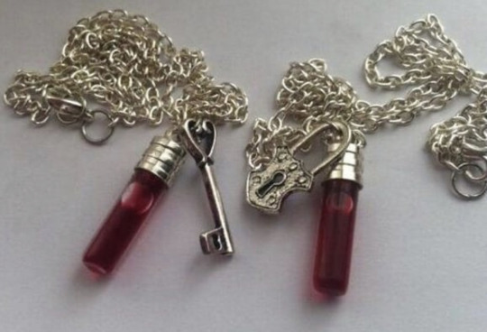 httpsfangs's tweet image. i need someone to do this with