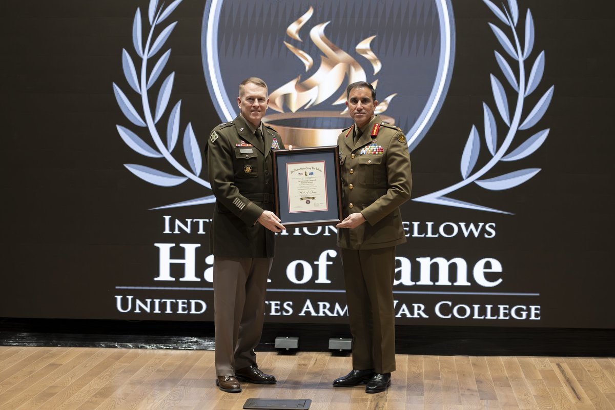 A worthy achievement for an Ally and a close friend! Congratulations to Lt Gen Simon Stuart, @ChiefAusArmy, who was inducted into the @us_awc's International Fellows Hall of Fame. The International Military Exchange Training (IMET) program is the basis for many of the