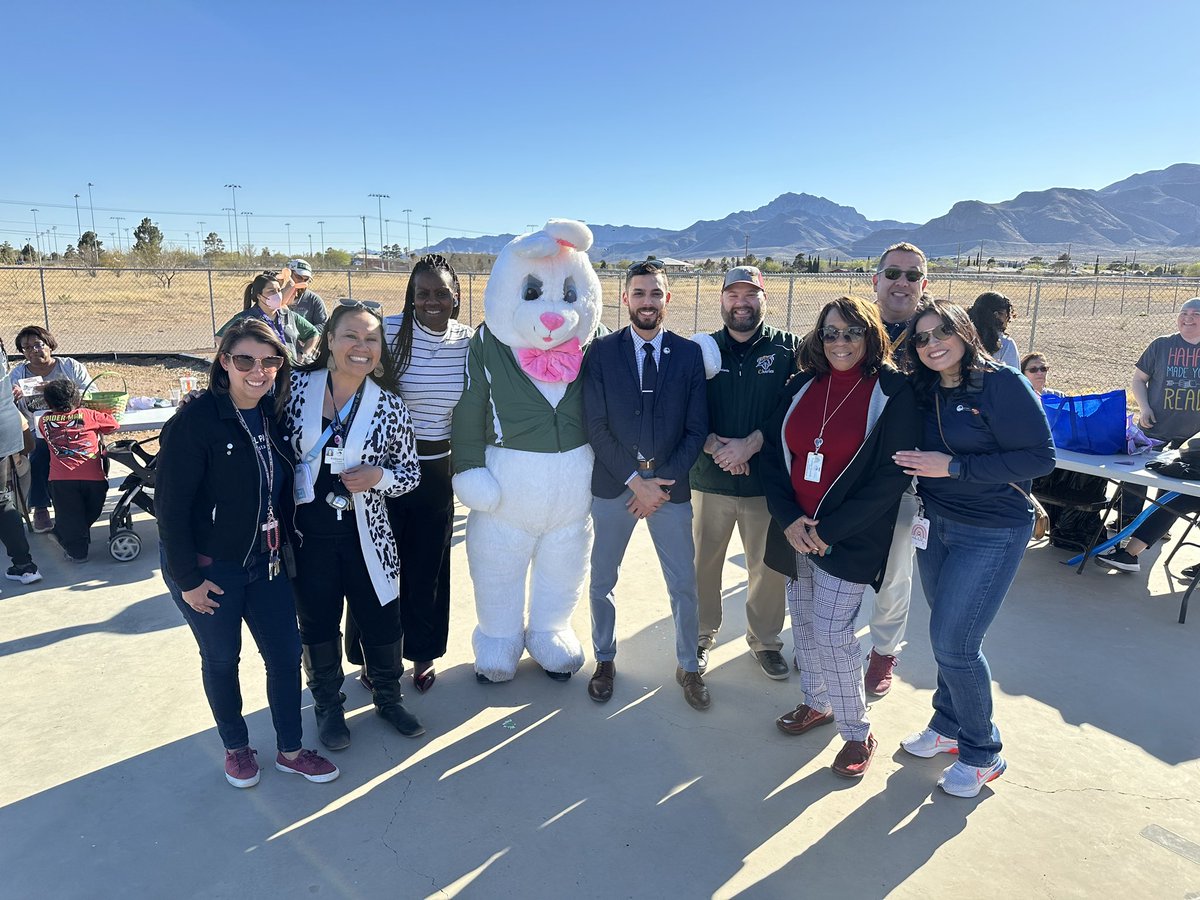 Huge congratulations to all the @AHSGoldenEagles Feeder Pattern schools for an amazing Easter Egg Hunt at @DrJosephTorres . That you to Ms. Ese for hosting and to @NDeSantisEPISD for starting this event last year!!! #ItStartsWithUs
