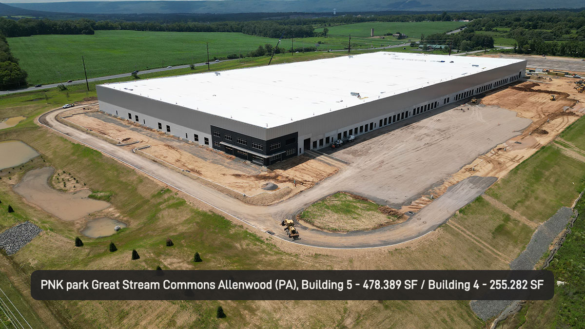 PNK Park Great Stream Commons is located at Interstate 80 which is an east–west transcontinental freeway.
The I-80 highway spans the United States from San Francisco, California, to Teaneck, New Jersey, within the New York metropolitan area