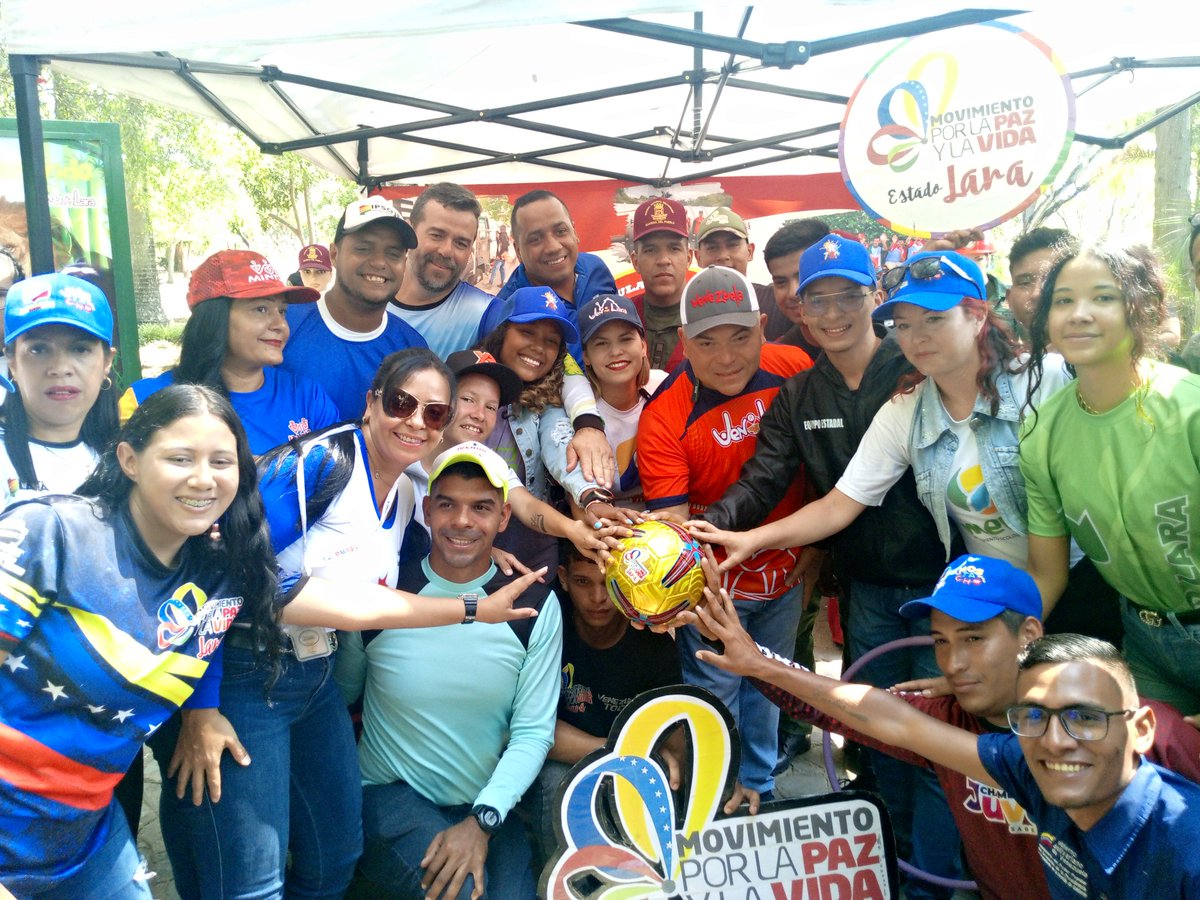 NotiDigitalETR's tweet photo. Desde las instalaciones del Parque Zoológico y Botánico de Bararida, de Barquisimeto el gobernador del estado Lara  Adolfo Pereira, llevo a cabo el lanzamiento del Festival Semana Santa 2024 en el marco de la ruta el Mostacho Fest.
#SemanaSantaSegura
#IDEL 
#Gobiernodelara https://t.co/XGcdsdcOhQ