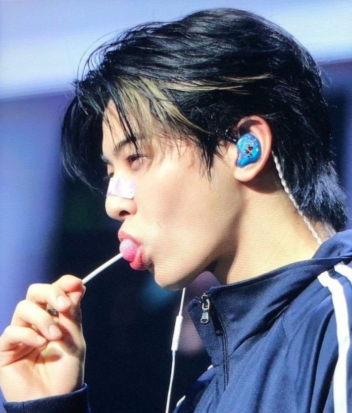 MirandaD__1's tweet photo. Queremos en Colombia 🇨🇴 al bombón que come bombón 😍
Queremos a chaeunwoo en tierras colombianas 😎

MYSTERY ELEVATOR EN COLOMBIA
#CHAEUNWOOENCOLOMBIA
#MysteryElevator_en_Colombia 
#ColombiawantsMisteryElevator
@CHAEUNWOO_offcl @offclASTRO
@HFT_official_
@KPOPCOLOMBIA3 https://t.co/xeo4Eonfa8