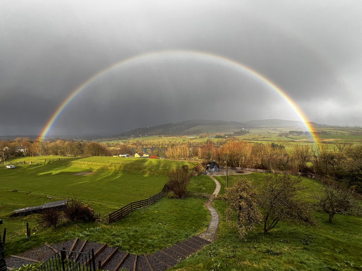 ironorephotos's tweet photo. Well it was worth (well nearly) getting the ‘proper’ soaking I got, just to see this seconds later. It went from a single to a double and a slight triple all with in a min 🌈 #westcumbria #longlandslake #dentfell #egremont #cleator #rainbow @CumbriaWeather @thecumbriaguide https://t.co/FVn2sNItTL