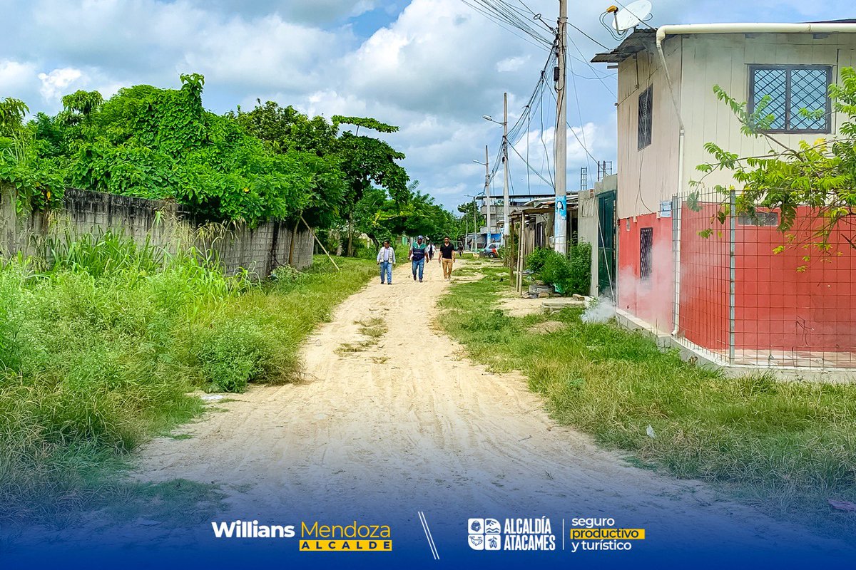 alcaldiatacames's tweet photo. #MasObras|| Con el compromiso del alcalde Willians Mendoza Vidal de mejorar las vías en los distintos barrios, se llevó a cabo un recorrido de socialización con los habitantes para presentar el proyecto del anillo vial, desde el barrio Nuevo Milenio hasta la entrada a Taseche. https://t.co/evCTs9xkPi